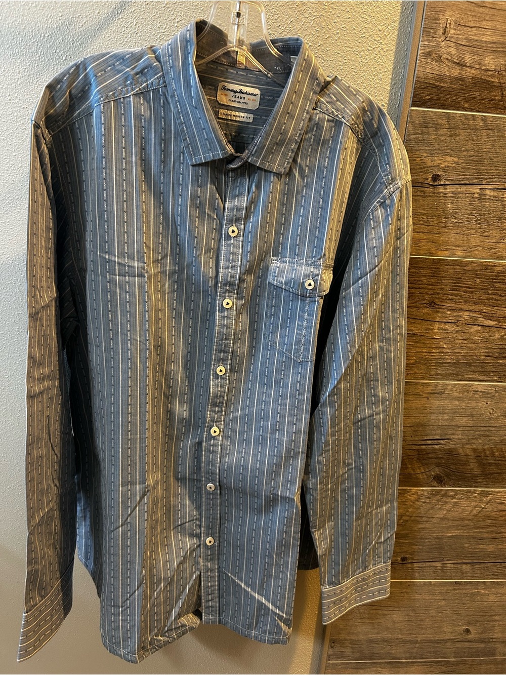 Tommy Bahama Blue Striped Long-Sleeve Button-Down Shirt